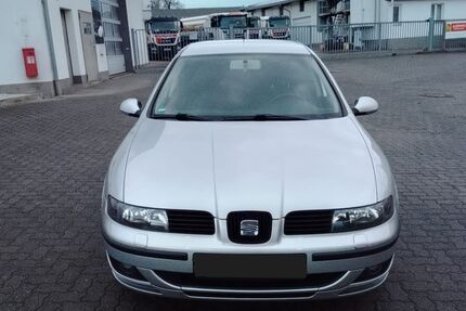 Seat Leon 151.420 km 2.650 € Friedberg (Hessen) 61169