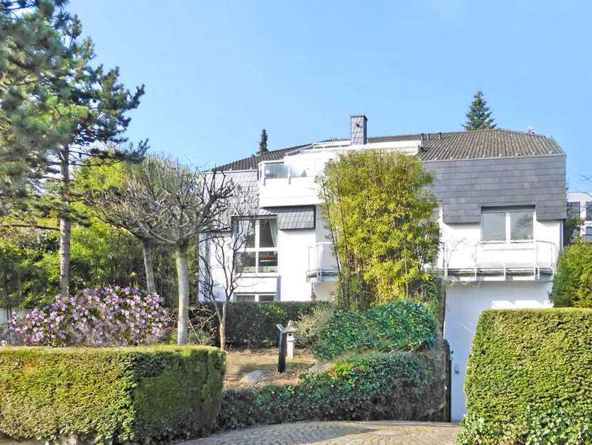 Wohnung zum Mieten in Frankfurt 1.590 € 94 m² 3 zimmer