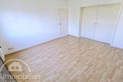Wohnung Frankfurt am Main Mitte-West - 5 Zimmer, 145 m&sup2;, 2.500&euro; | Angebot:26365153
