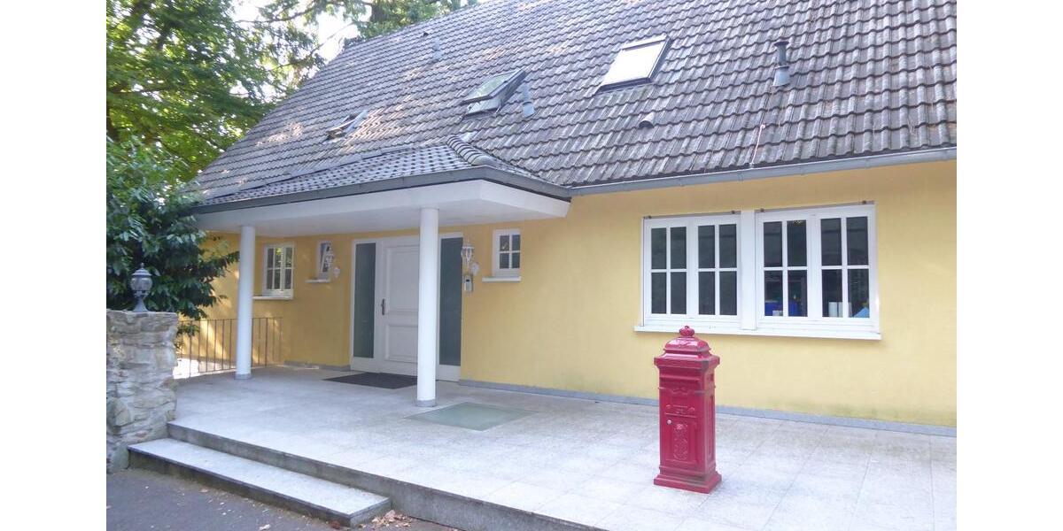 Dachgeschoßwohnung Königstein im Taunus - 3.5 Zimmer, 98 m&sup2;, 1.520&euro; | Angebot:26412943