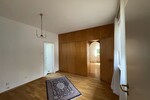 *Bungalow in ruhiger Wohnlage mit Erweiterungs- oder Neubaupotenzial*