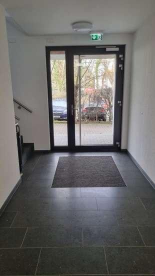 Etagenwohnung Frankfurt am Main Schwanheim - 3 Zimmer, 89 m&sup2;, 2.060&euro; | Angebot:26395145