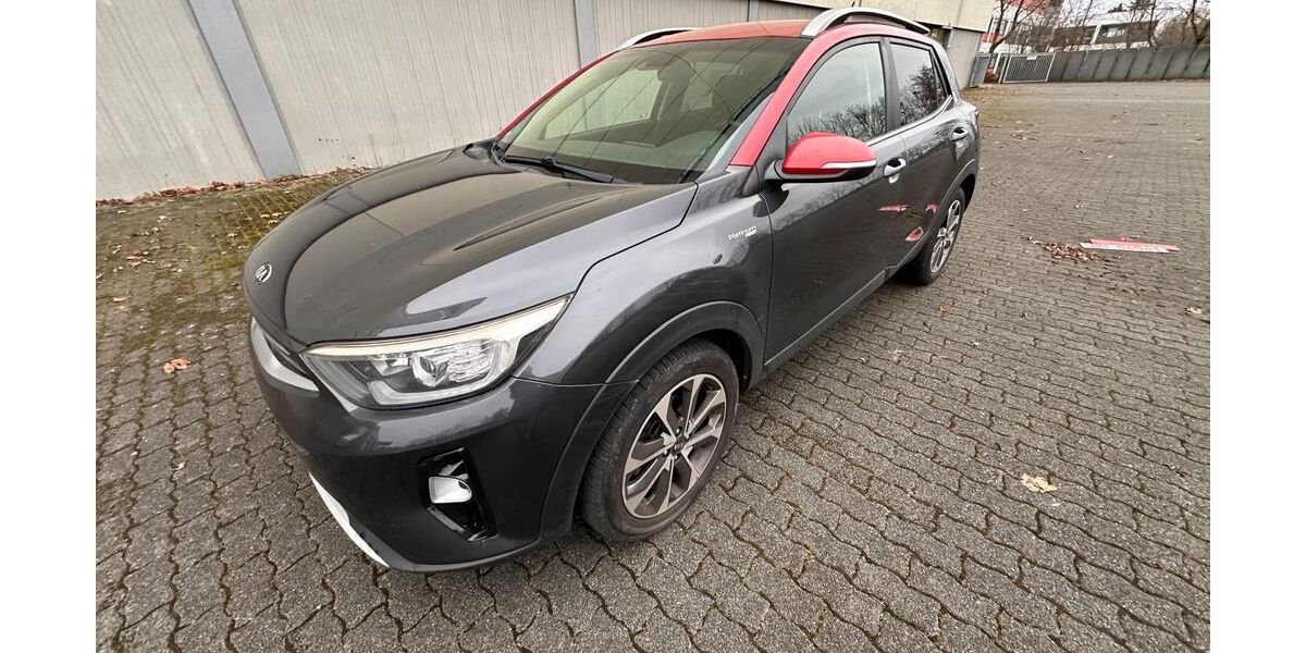 Kia Stonic 202.000 km 6.950 &euro; Hanau 63452