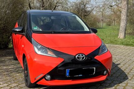 Toyota Aygo (X) 119.000 km 5.200 &euro; Altenstadt 63674