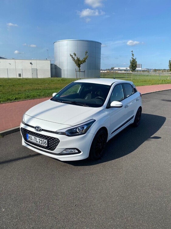 Hyundai i20 59.500 km 9.800 € Hanau 63450