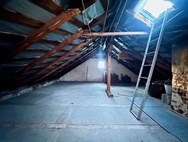 Mehrfamilienhaus, Wohnhaus Griesheim - 9 Zimmer, 193 m&sup2;, 695.000&euro; | Angebot:25690879