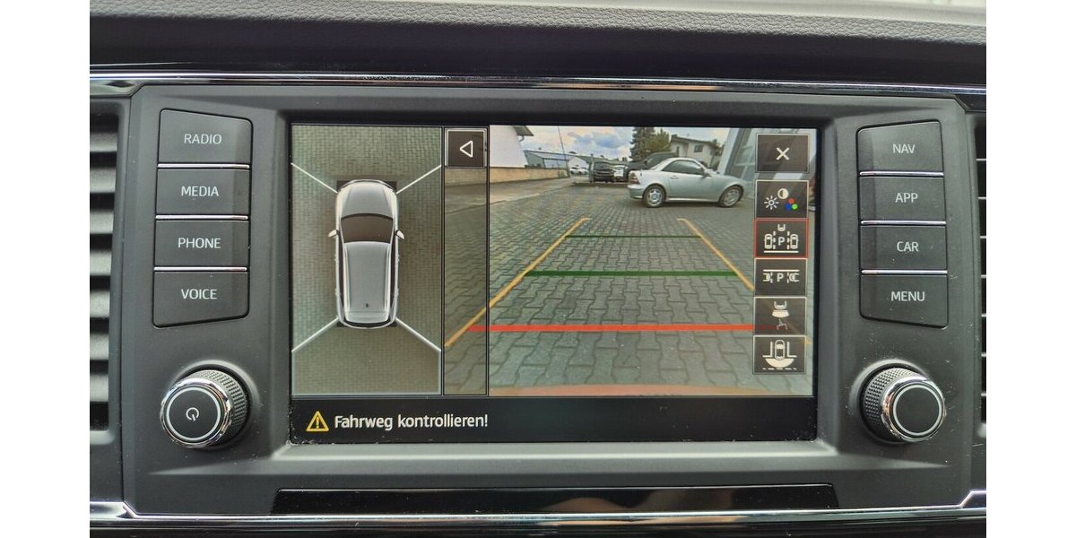 Seat Ateca FR, 360° Kamera, ACC, Navi, Carplay 74.850 km 19.490 &euro; Rodgau 63110