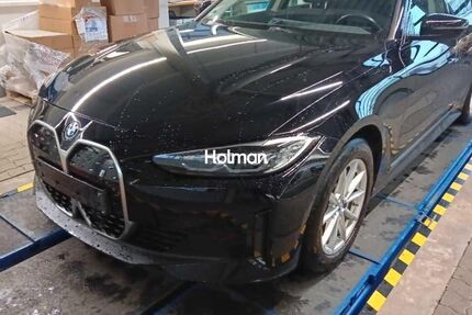 BMW i4 16.661 km 35.450 &euro; Eschborn 65760