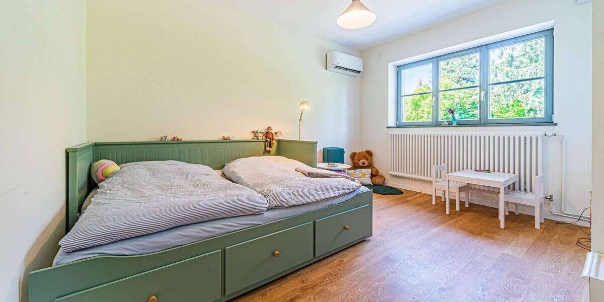 Etagenwohnung Frankfurt am Main Praunheim - 4 Zimmer, 125 m&sup2;, 3.500&euro; | Angebot:26824535