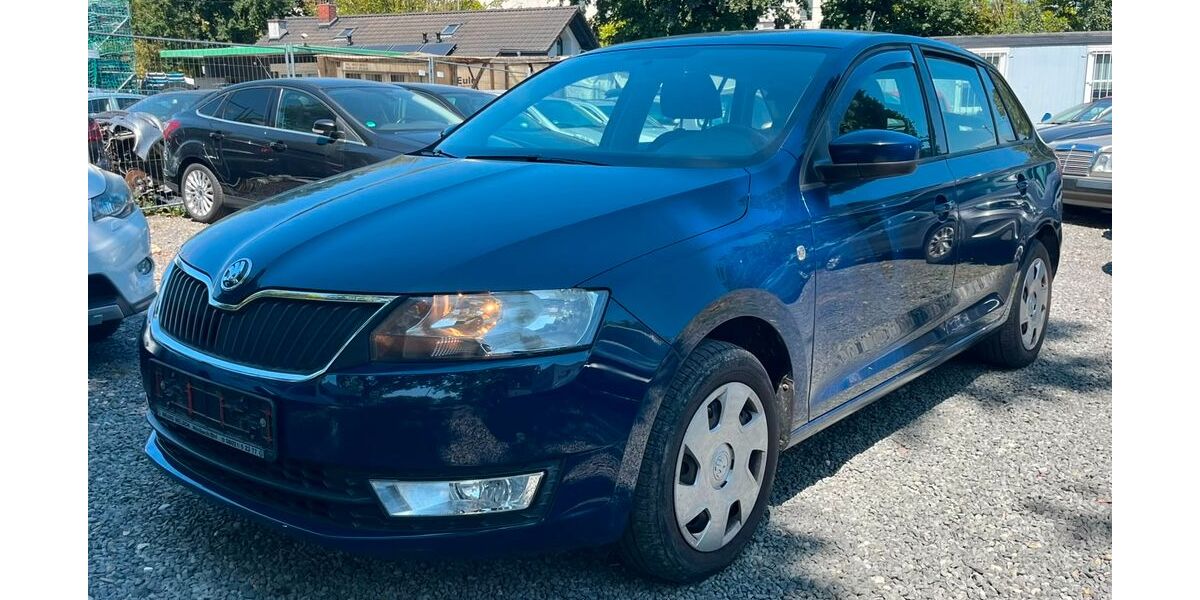 Skoda Rapid 196.000 km 2.990 &euro; Frankfurt 65933