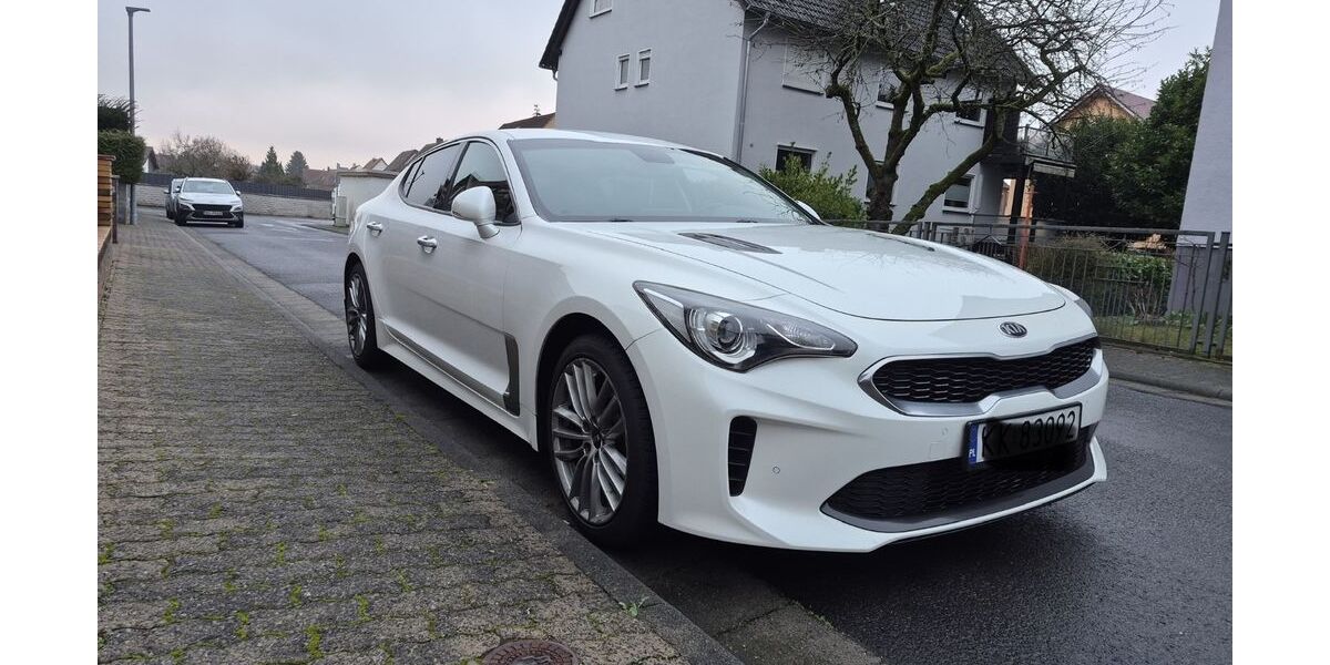 Kia Stinger 202.300 km 16.200 &euro; Neuberg 63543