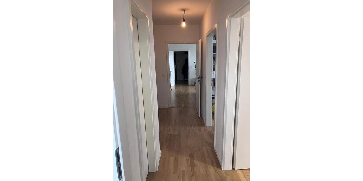 Etagenwohnung Frankfurt am Main Nord-Ost - 3 Zimmer, 82 m&sup2;, 1.150&euro; | Angebot:25632932