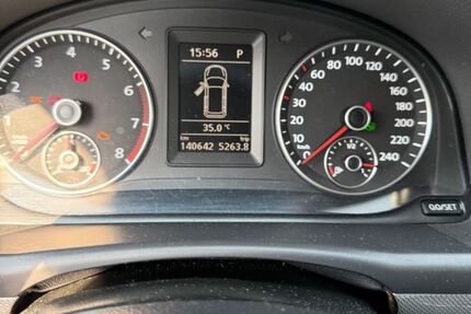 VW Touran 140.650 km 10.500 € Frankfurt 60529