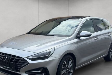 Hyundai i30 21.489 km 21.550 &euro; Hanau 63452