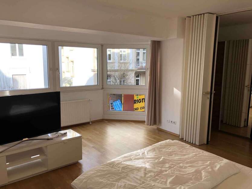 WG-Zimmer in Frankfurt am Main 710 € 22 m² zimmer