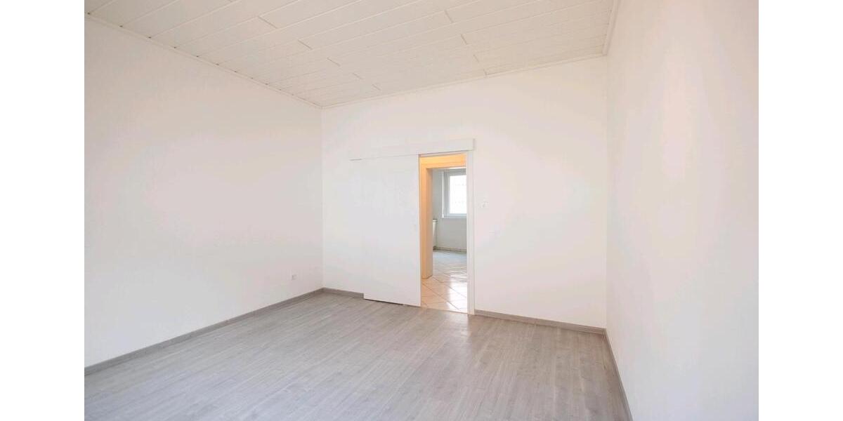 Etagenwohnung Hanau Lamboy - 3 Zimmer, 70 m&sup2;, 1.150&euro; | Angebot:25656921