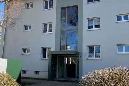 Wohnung Hattersheim - 3 Zimmer, 67 m&sup2;, 750&euro; | Angebot:26892609