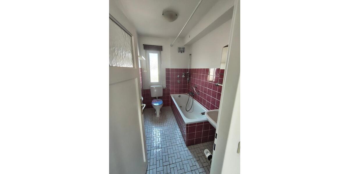 Etagenwohnung Frankfurt am Main West - 2 Zimmer, 50 m&sup2;, 580&euro; | Angebot:25422448