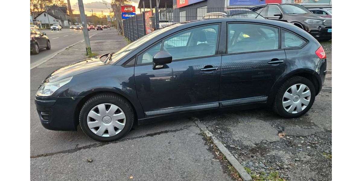 Citroen C4 81.000 km 3.990 &euro; Frankfurt am Main 60386