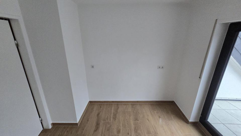 Dachgeschoßwohnung Darmstadt Bessungen - 4 Zimmer, 110 m&sup2;, 1.690&euro; | Angebot:25684858