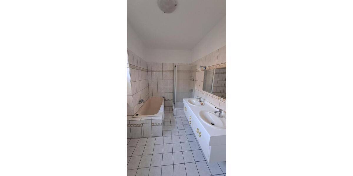 Erdgeschoßwohnung Frankfurt am Main Innenstadt 2 - 3 Zimmer, 80 m&sup2;, 1.160&euro; | Angebot:25760288