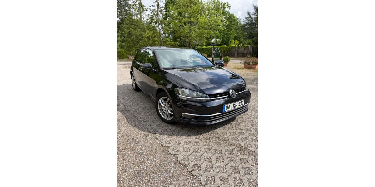 VW Golf 136.200 km 9.100 &euro; Darmstadt 64289