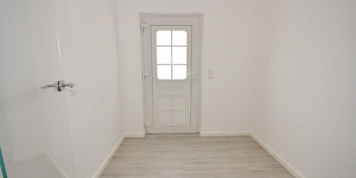 Etagenwohnung Neu-Isenburg Isenburg - 2 Zimmer, 109 m&sup2;, 1.300&euro; | Angebot:23980868