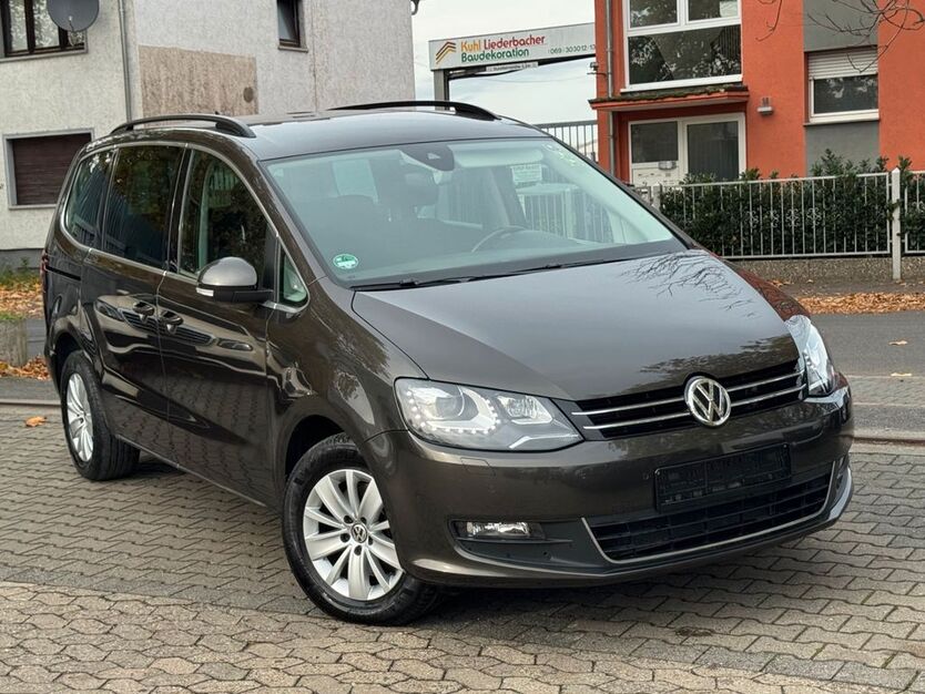 VW Sharan 115.033 km 27.300 € Frankfurt am Main 65933