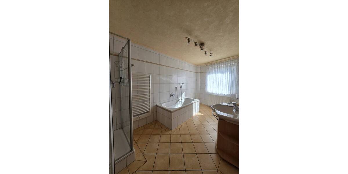 Mehrfamilienhaus, Wohnhaus Alzenau Hörstein - 6 Zimmer, 222 m&sup2;, 490.000&euro; | Angebot:25682868