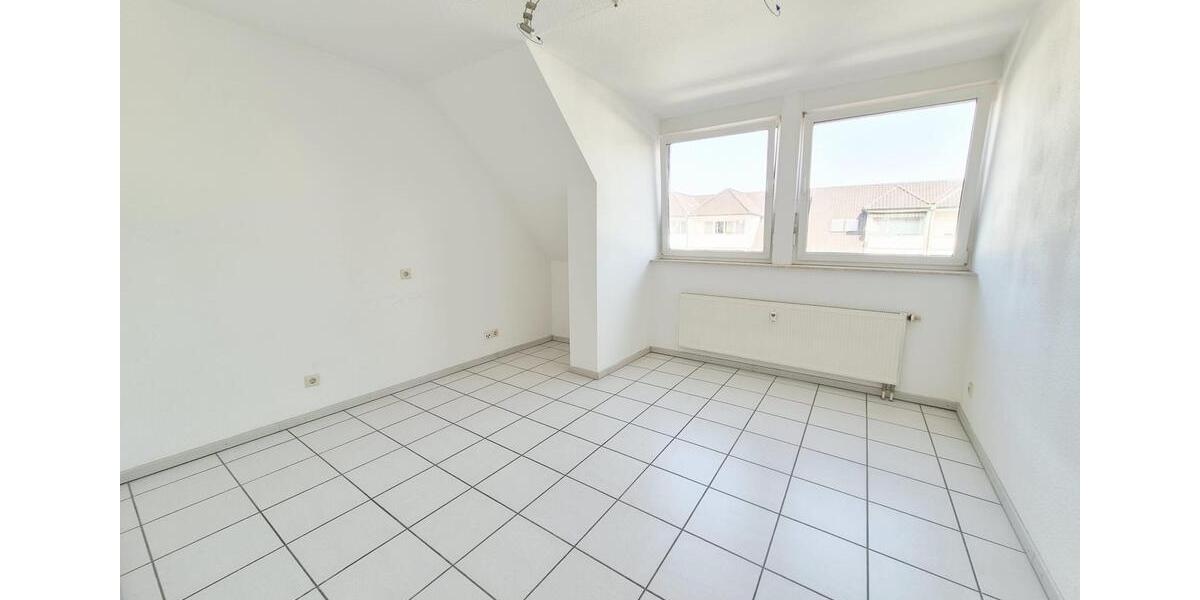 Dachgeschoßwohnung Dreieich - 2 Zimmer, 40 m&sup2;, 520&euro; | Angebot:25574970