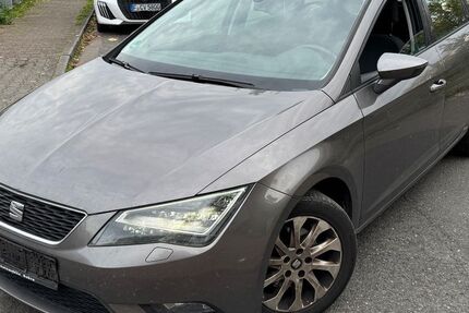 Seat Leon 332.000 km 5.499 &euro; Frankfurt am Main 65933