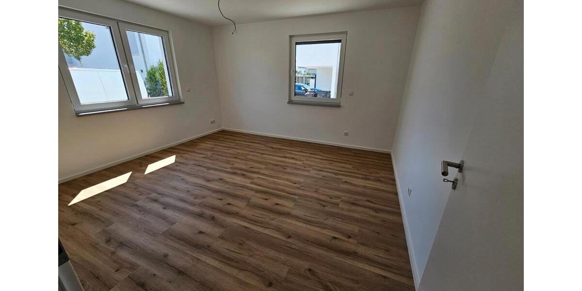 Maisonettenwohnung Mörfelden-Walldorf Walldorf - 5 Zimmer, 170 m&sup2;, 2.700&euro; | Angebot:27566745