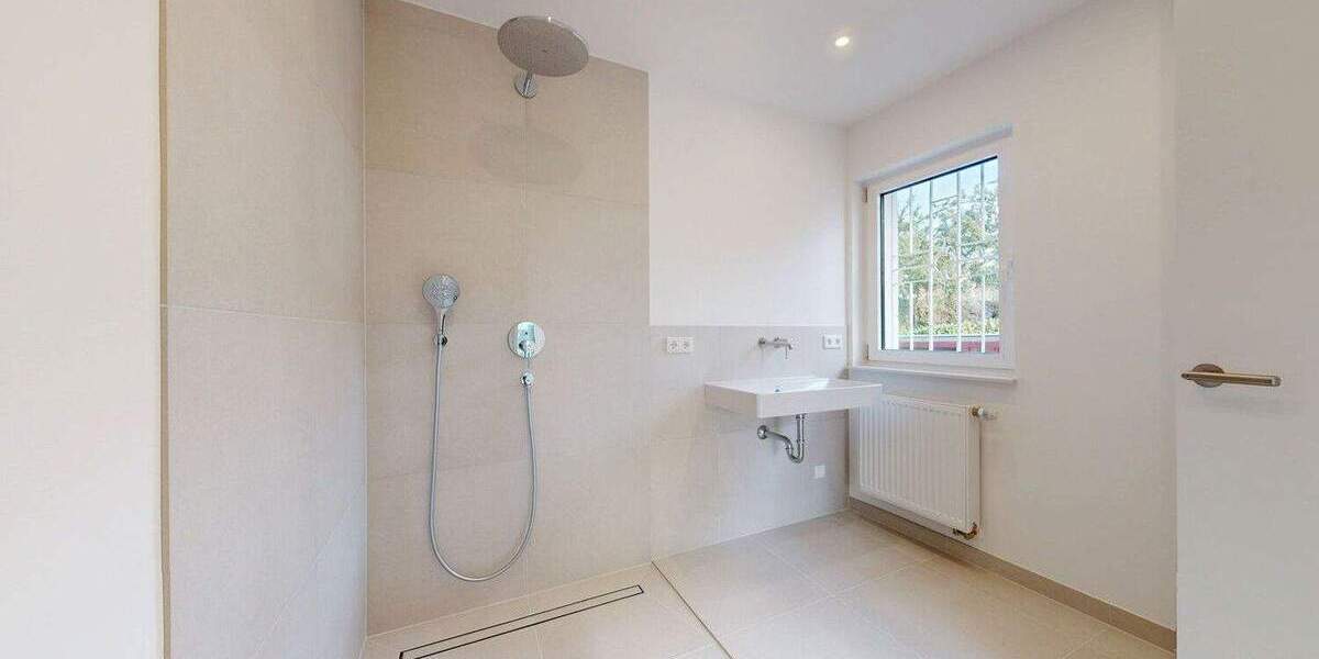 Einfamilienhaus Frankfurt am Main Niederursel - 3 Zimmer, 137 m&sup2;, 1.080.000&euro; | Angebot:25050479