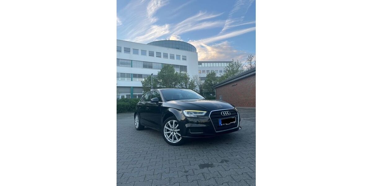 Audi A3 260.000 km 11.250 &euro; Frankfurt am Main 60388