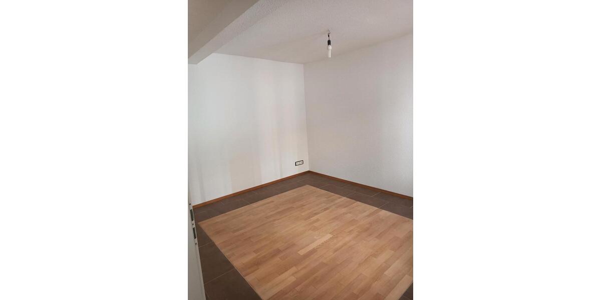 Einfamilienhaus Eppstein - 3 Zimmer, 105 m&sup2;, 355.000&euro; | Angebot:26479086