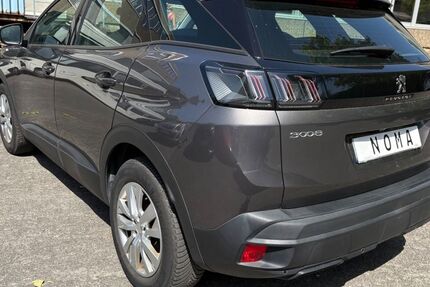 Peugeot 3008 157.330 km 10.651 &euro; Frankfurt am Main 60389