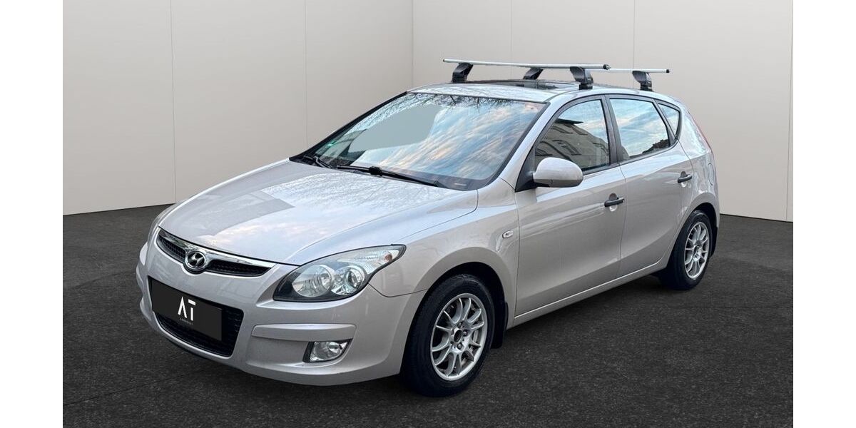 Hyundai i30 114.956 km 4.490 &euro; Frankfurt am Main 65933