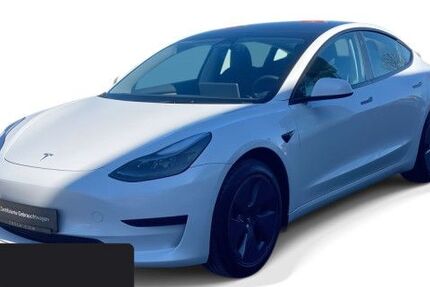 Tesla Model 3 29.213 km 29.600 &euro; Hanau 63457