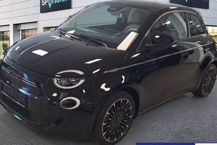 Fiat 500e 10.088 km 22.750 € Frankfurt 60314