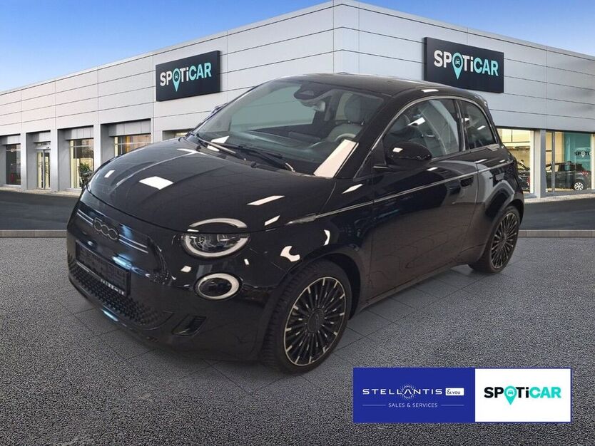 Fiat 500e 10.088 km 22.750 € Frankfurt 60314