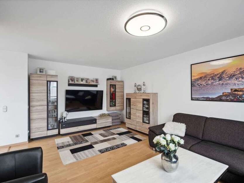 Wohnung zum Kaufen in Wiesbaden 340.000 € 107 m²