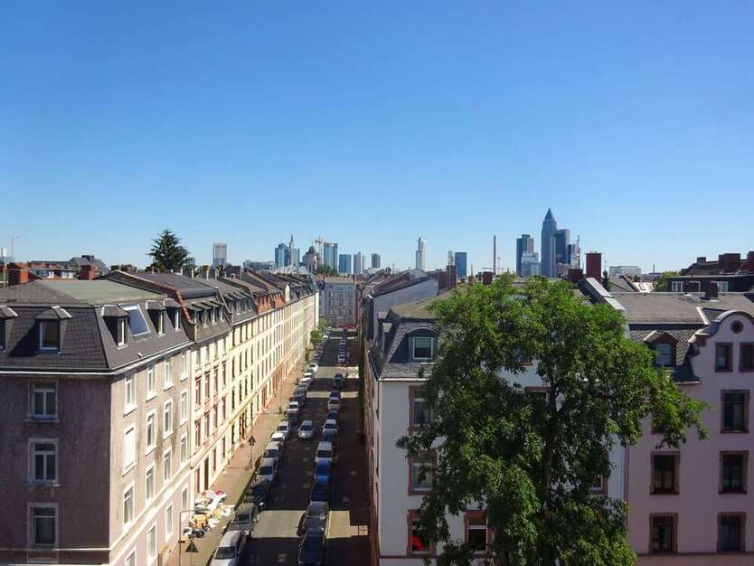 Wohnung zum Mieten in Frankfurt 1.930 € 108.67 m²