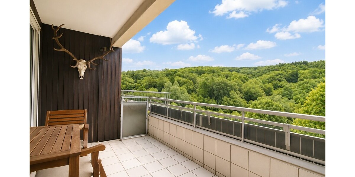 Fast wie im Penthouse - 3 Zi Wohnung + Stellplatz TG u. Wallbox. - Etagenwohnung Eppstein / Bremthal Bremthal | Angebot:26986206