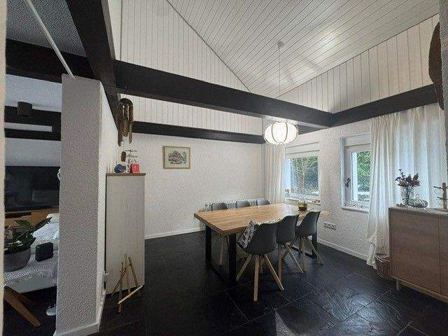 Wohlfühloase Einfamilienhaus am Dillinger Hang - Friedrichsdorf 8 zimmer