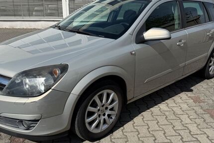 Opel Astra 155.456 km 2.990 &euro; Hanau 63454