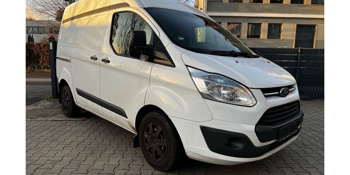 Ford Transit Custom 340.136 km 5.900 € Frankfurt am Main / Bergen-Enkheim 60388