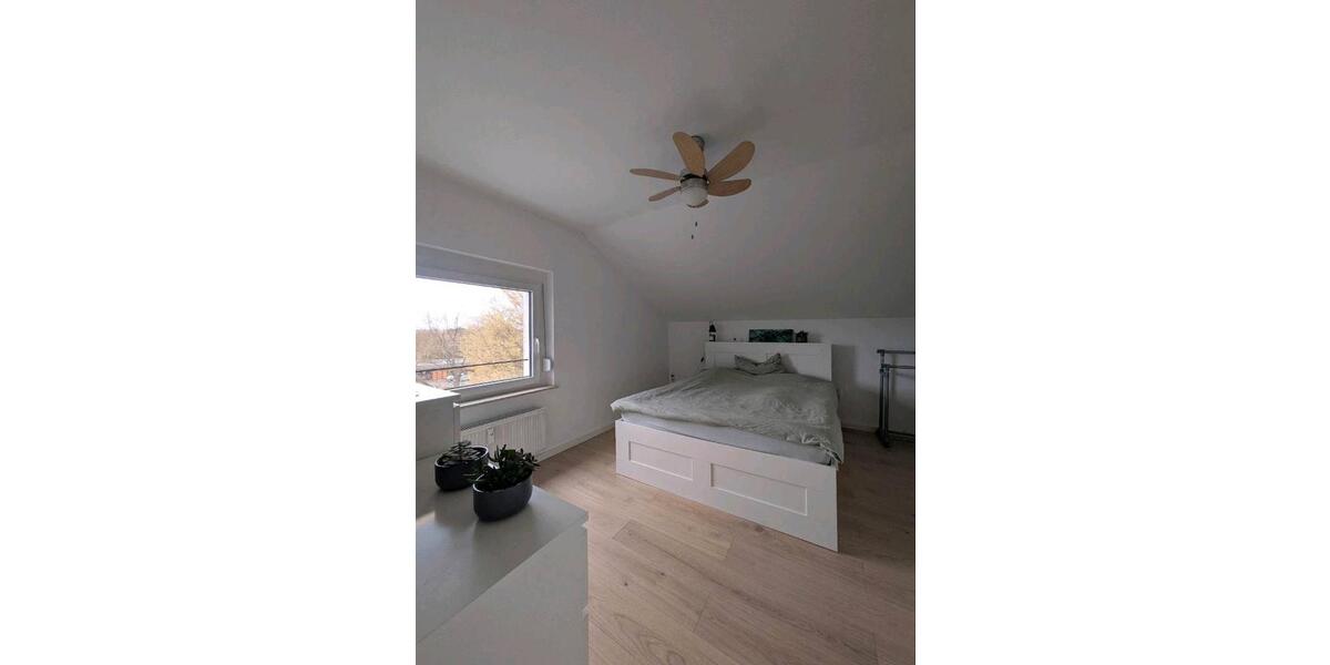 Dachgeschoßwohnung Friedberg (Hessen) - 3 Zimmer, 91 m&sup2;, 305.000&euro; | Angebot:27062187