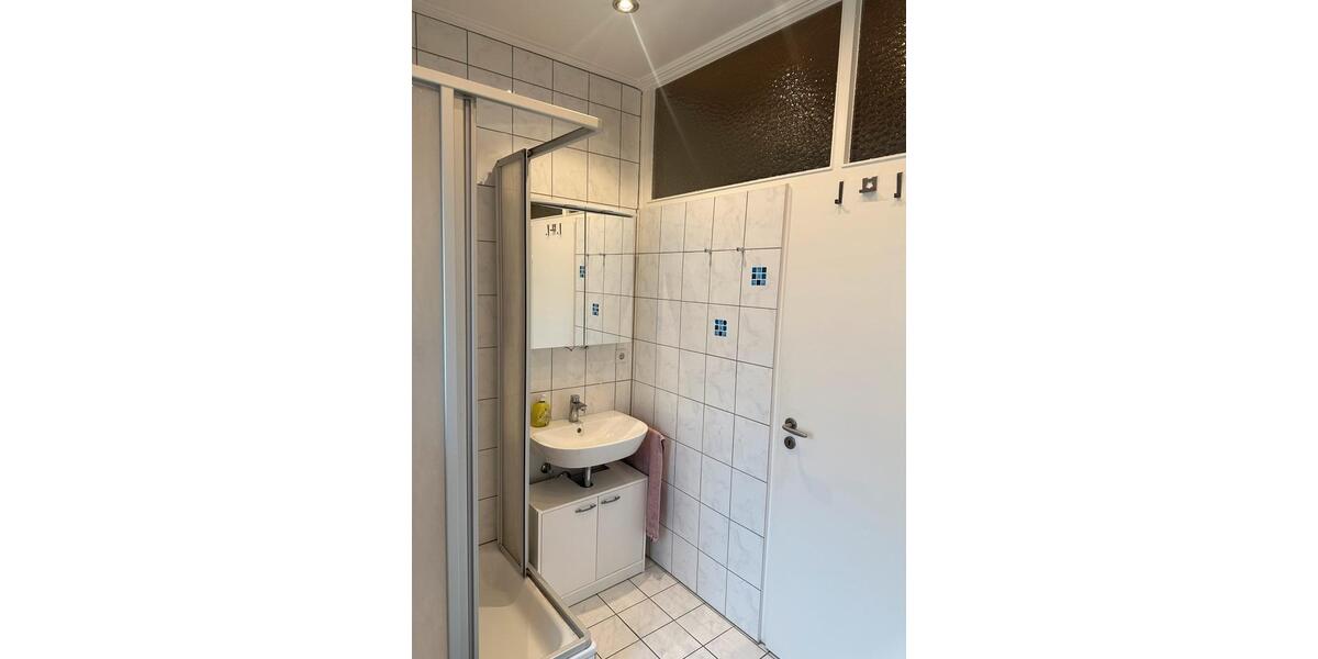 Dachgeschoßwohnung Frankfurt am Main Bergen-Enkheim - 2 Zimmer, 45 m&sup2;, 700&euro; | Angebot:25756781