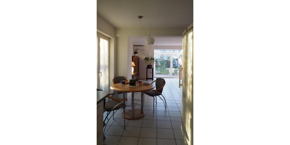 Doppelhaushälfte Griesheim - 4 Zimmer, 124 m&sup2;, 2.000&euro; | Angebot:25075972