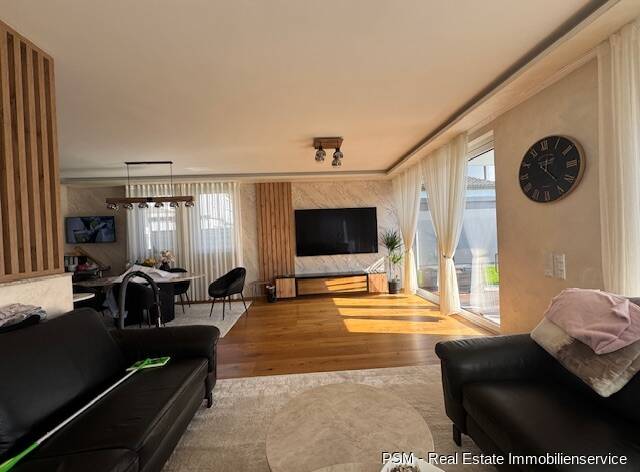 Doppelhaushälfte Frankfurt am Main Zeilsheim - 7 Zimmer, 209 m&sup2;, 1.200.000&euro; | Angebot:26155222